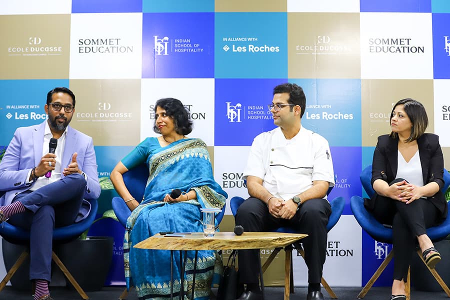 panel-discussion-with-industry-experts